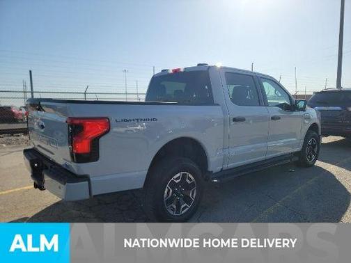 2023 Ford F-150 Lightning XLT