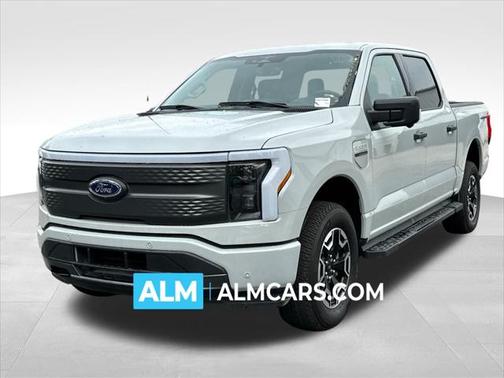2023 Ford F-150 Lightning XLT