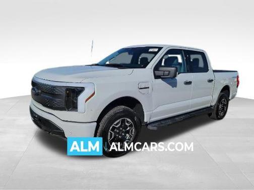 2023 Ford F-150 Lightning XLT