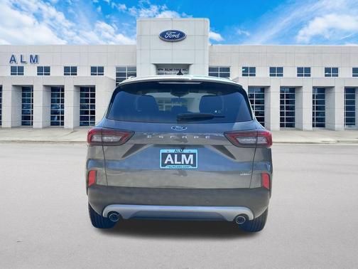 2026 Ford Escape PHEV SE