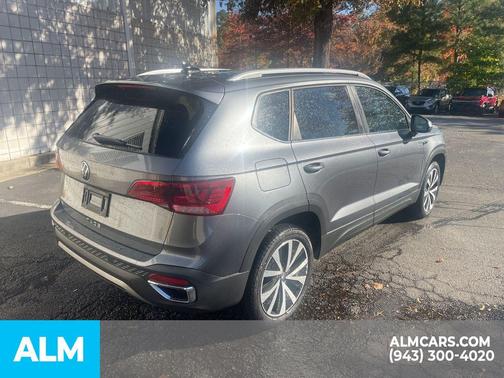 2024 Volkswagen Taos 1.5T SE