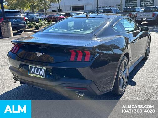2024 Ford Mustang EcoBoost