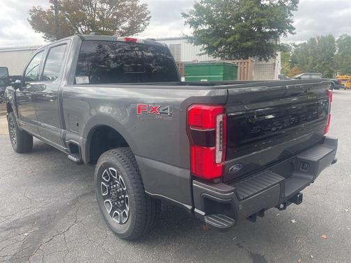 2026 Ford F-350 Platinum