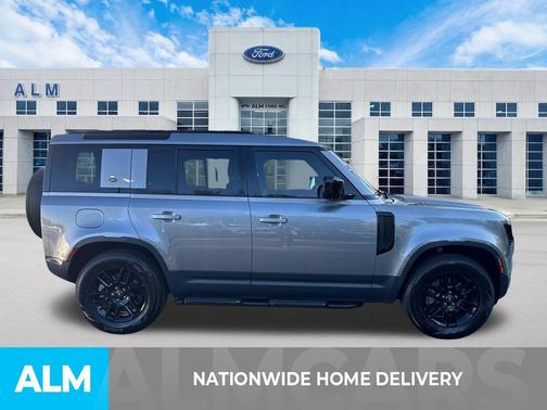 2023 Land Rover Defender 110 SE