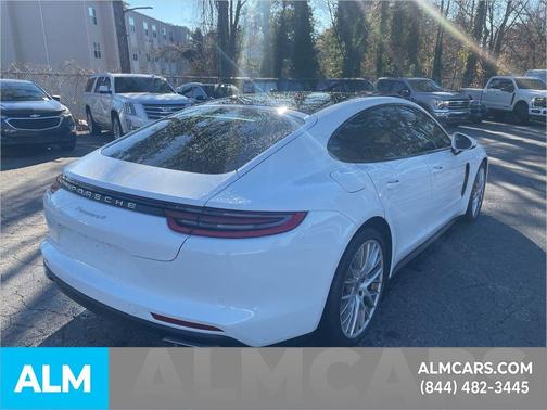 2020 Porsche Panamera 4