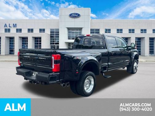 2025 Ford F-450 Platinum