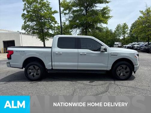 2023 Ford F-150 Lightning LARIAT