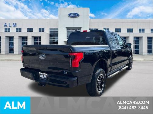 2023 Ford F-150 Lightning XLT