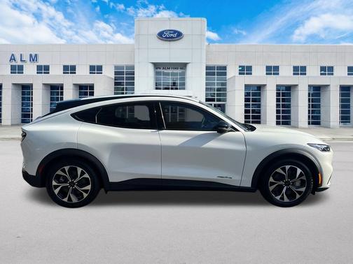 2025 Ford Mustang Mach-E Select