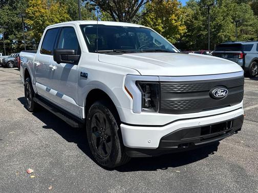 2025 Ford F-150 Lightning Flash