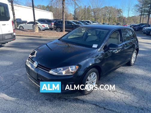 2017 Volkswagen Golf TSI S 4-Door