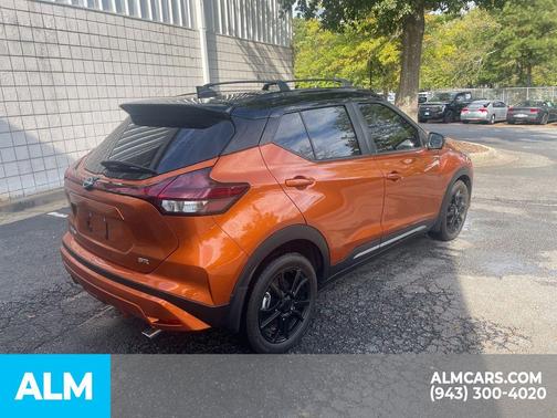 2024 Nissan Kicks SR