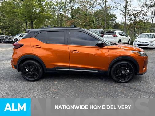 2024 Nissan Kicks SR