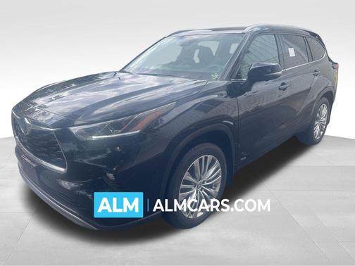 2024 Toyota Highlander Hybrid Platinum