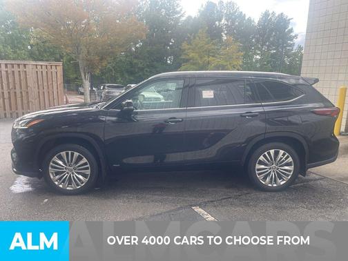2024 Toyota Highlander Hybrid Platinum