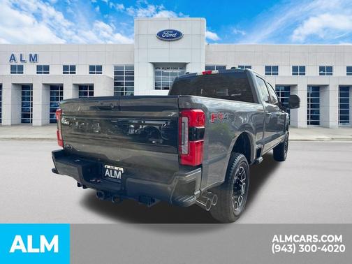 2025 Ford F-250 Platinum