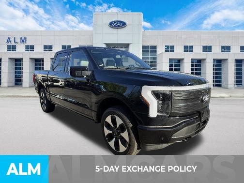 AGATE BLACK METALLIC 2024 Ford F-150 Lightning Platinum