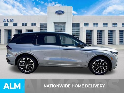 2024 Lincoln Nautilus Reserve