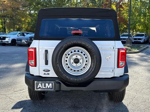 2025 Ford Bronco Base