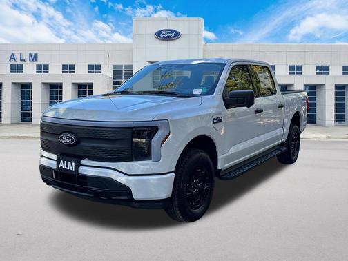 2025 Ford F-150 Lightning XLT