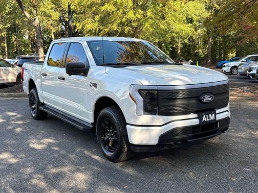 2025 Ford F-150 Lightning XLT