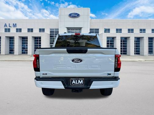 2025 Ford F-150 Lightning XLT