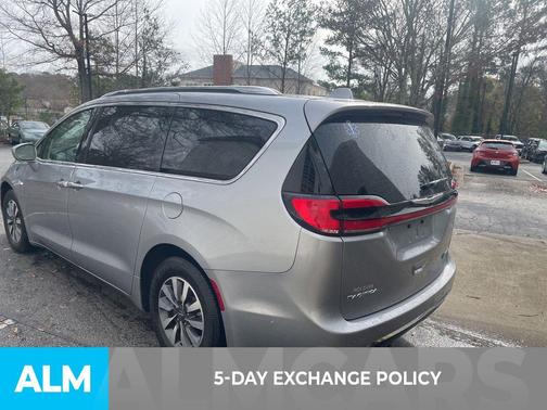 2021 Chrysler Pacifica Hybrid Touring L