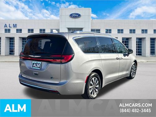 2021 Chrysler Pacifica Hybrid Touring L