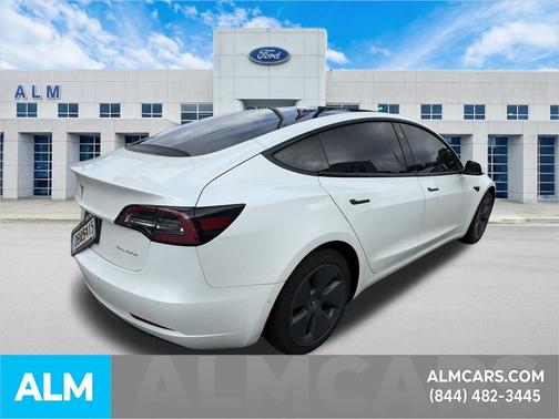 Pearl White Multi-Coat 2021 Tesla Model 3 Long Range