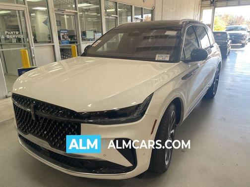 2024 Lincoln Nautilus Black Label