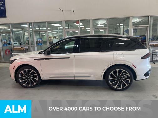 2024 Lincoln Nautilus Black Label