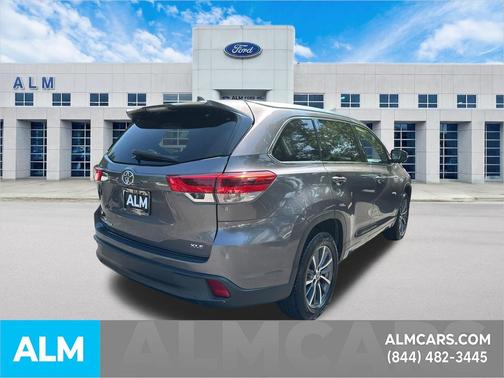 Predawn Gray Mica 2018 Toyota Highlander XLE