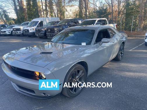 2018 Dodge Challenger SXT