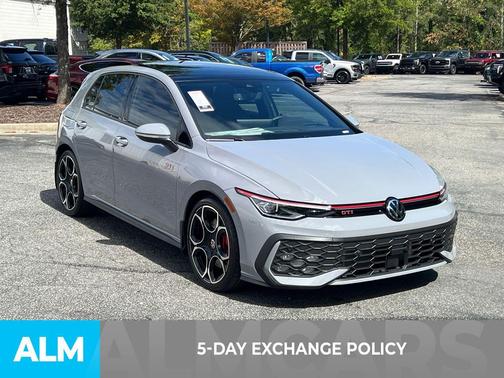 2025 Volkswagen Golf GTI 2.0T S DSG