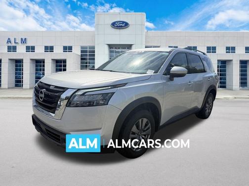Brilliant Silver Metallic 2025 Nissan Pathfinder SV FWD