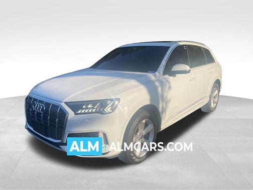 2024 Audi Q7 45 Premium Plus