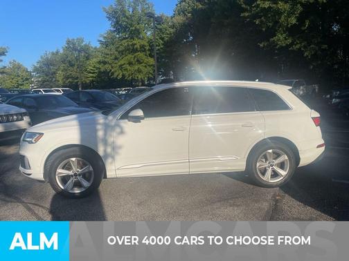 2024 Audi Q7 45 Premium Plus