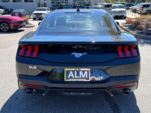 2025 Ford Mustang EcoBoost