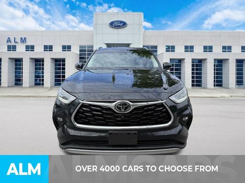 Midnight Black Metallic 2021 Toyota Highlander Platinum