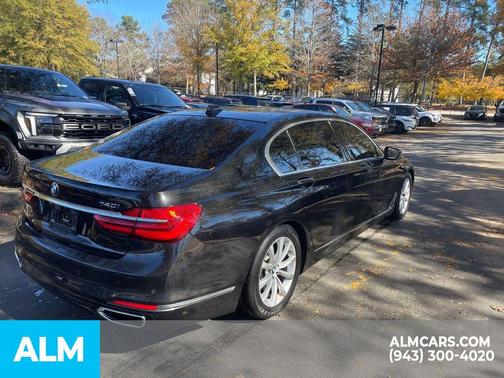 2019 BMW 740 740i
