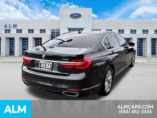 2019 BMW 740 740i