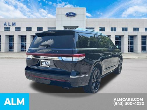 2024 Lincoln Navigator Reserve