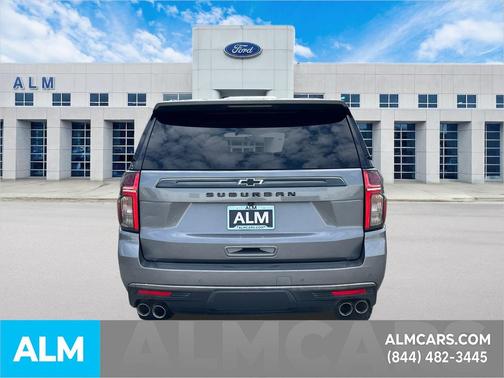 2022 Chevrolet Suburban 4WD Z71