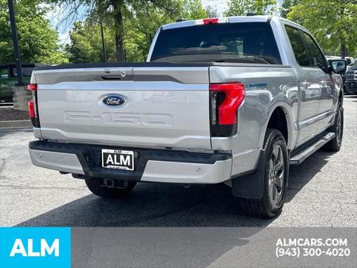2023 Ford F-150 Lightning XLT