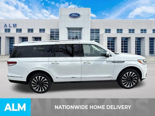 2023 Lincoln Navigator Black Label
