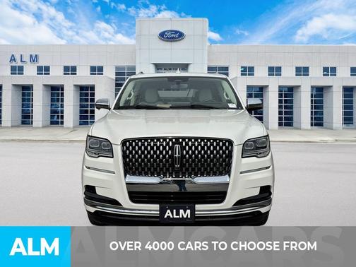 2023 Lincoln Navigator Black Label