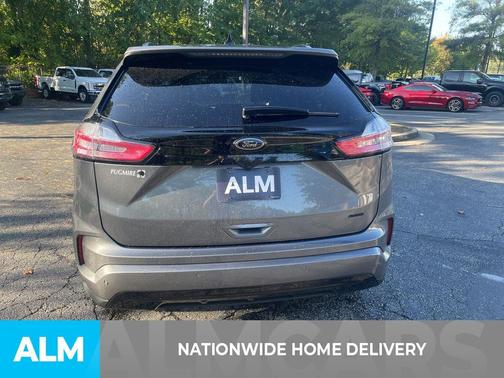 2023 Ford Edge SE