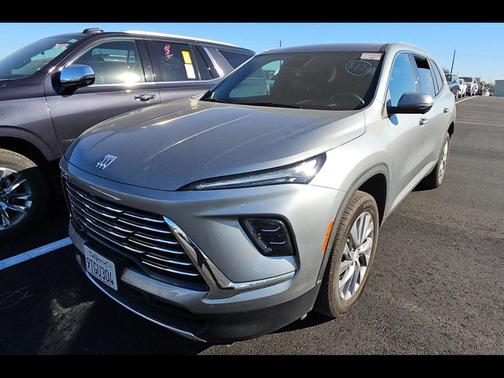 2025 Buick Enclave Preferred FWD