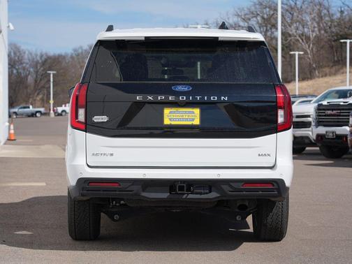 Oxford White 2025 Ford Expedition Max Active 4x4