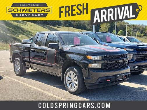 2022 Chevrolet Silverado 1500 Custom